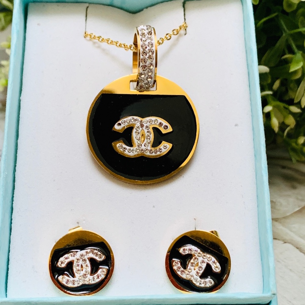 Stunning Set of Fashion Gold Plated Necklace in SS - Picture 7 of 8